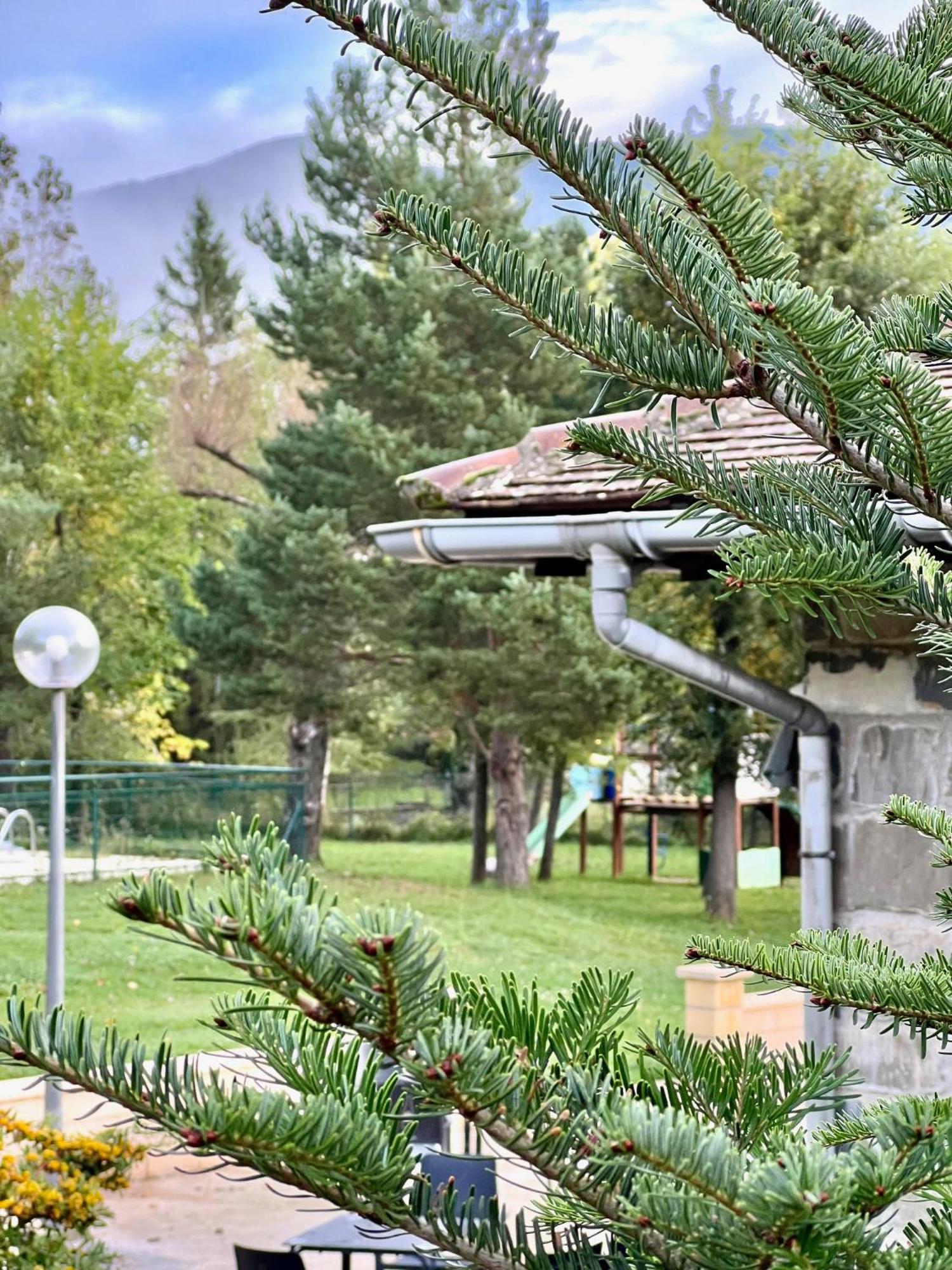 Camping Valle De Hecho Eksteriør billede